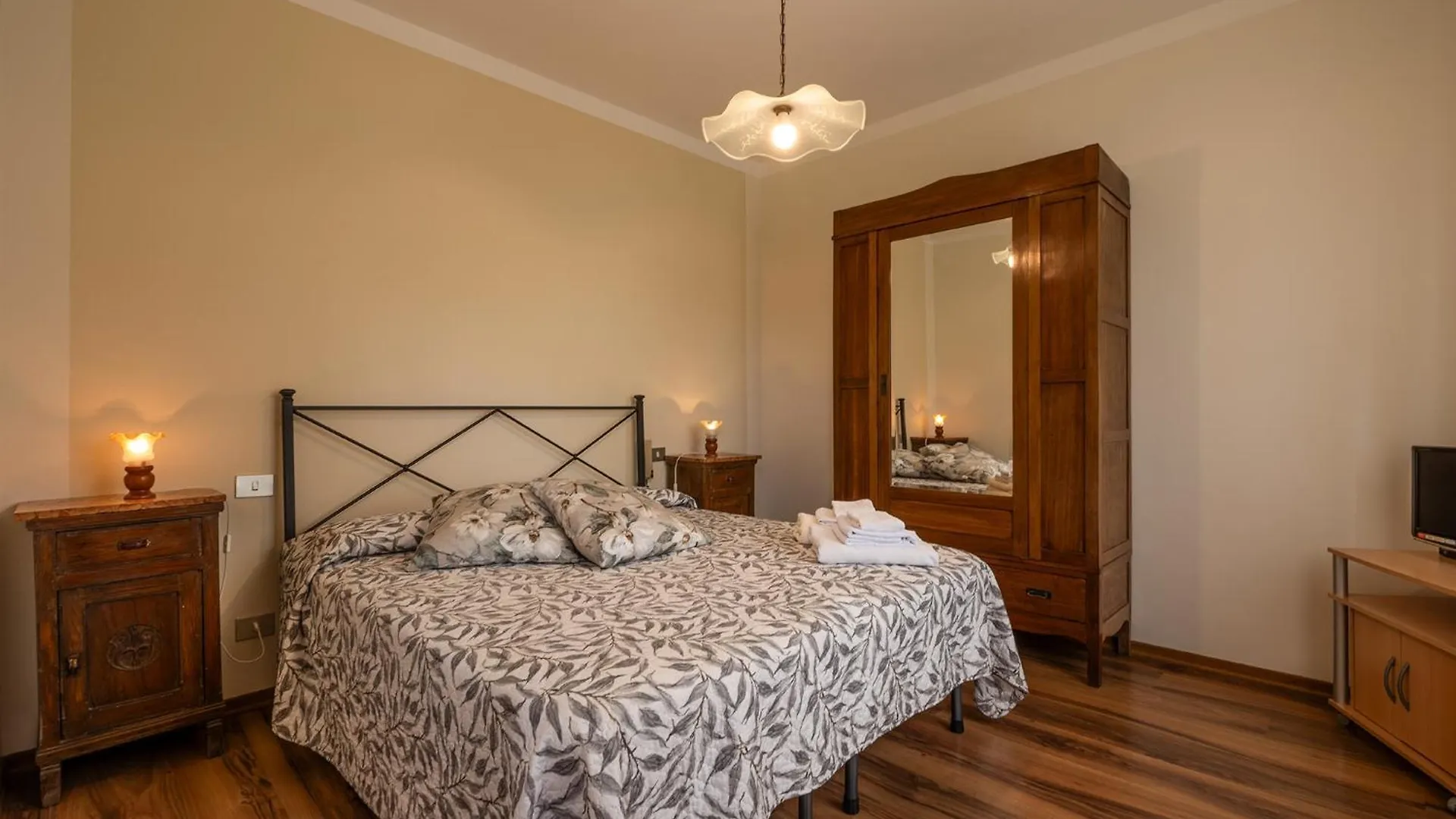 ***  Locanda Sant'Antimo Bed & Breakfast Castelnuovo dell'Abate Italy