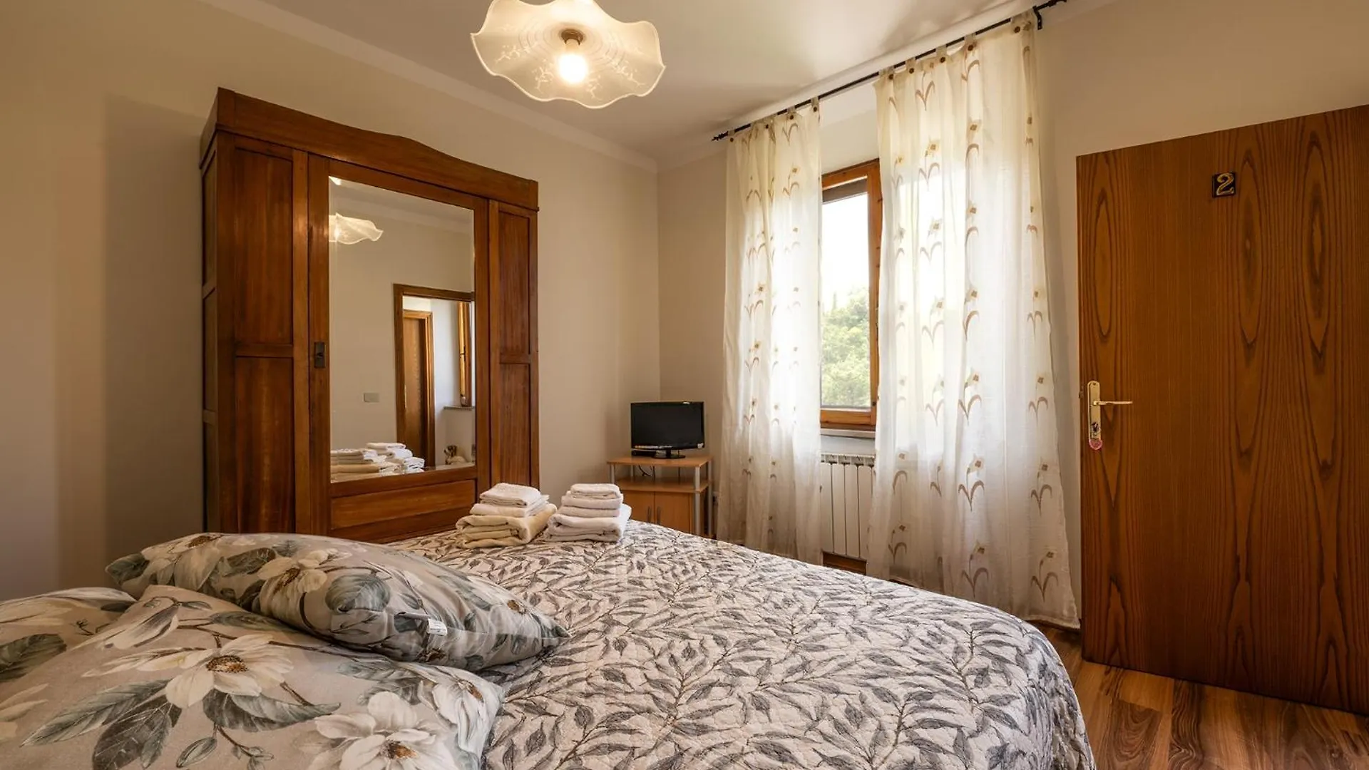 Locanda Sant'Antimo Bed & Breakfast Castelnuovo dell'Abate Italy